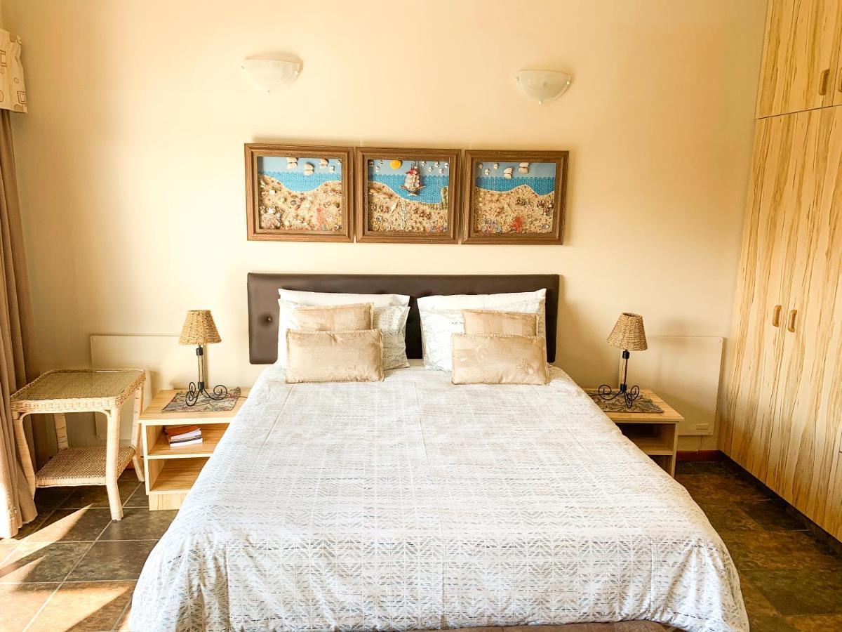 Marina Martinique B&B Jeffreys Bay Exterior foto